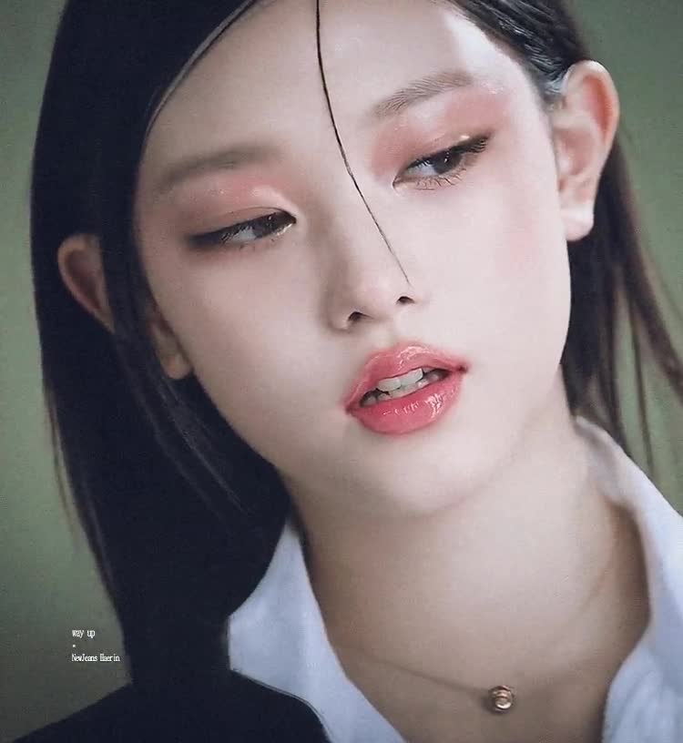 Video 1044614 from Haerin / NewJeans