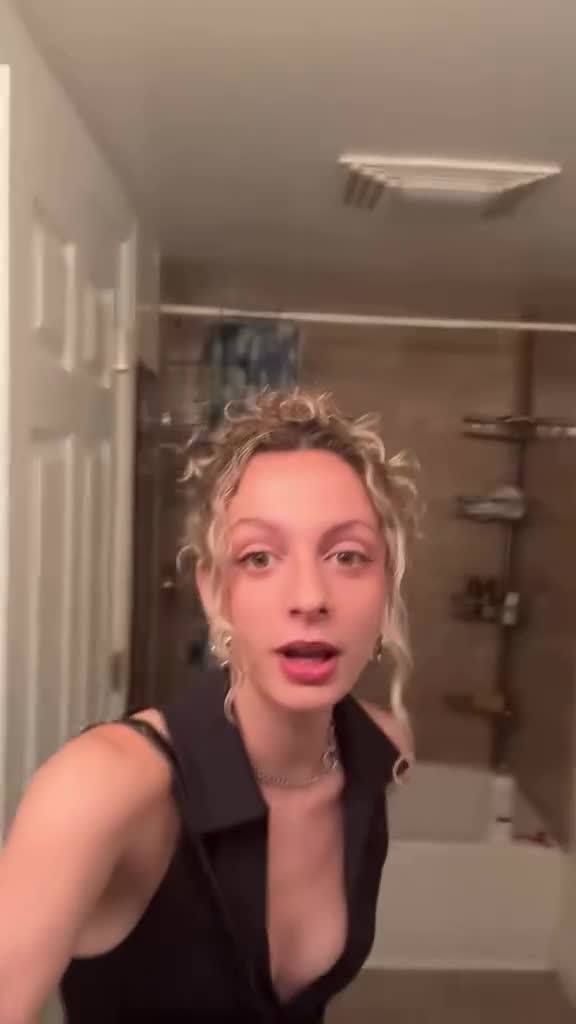 Video 1045707 from Julia Dicesare