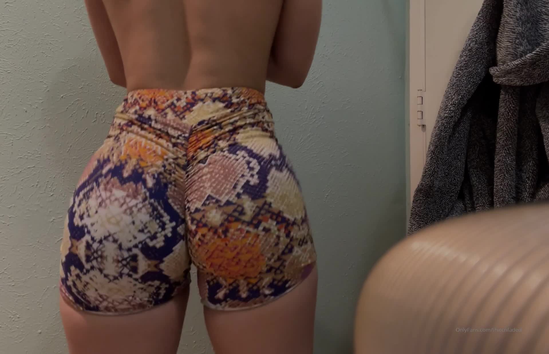 Video 1046187 from Sophiaasweet / Sweetsophiafit / Ari Sophia