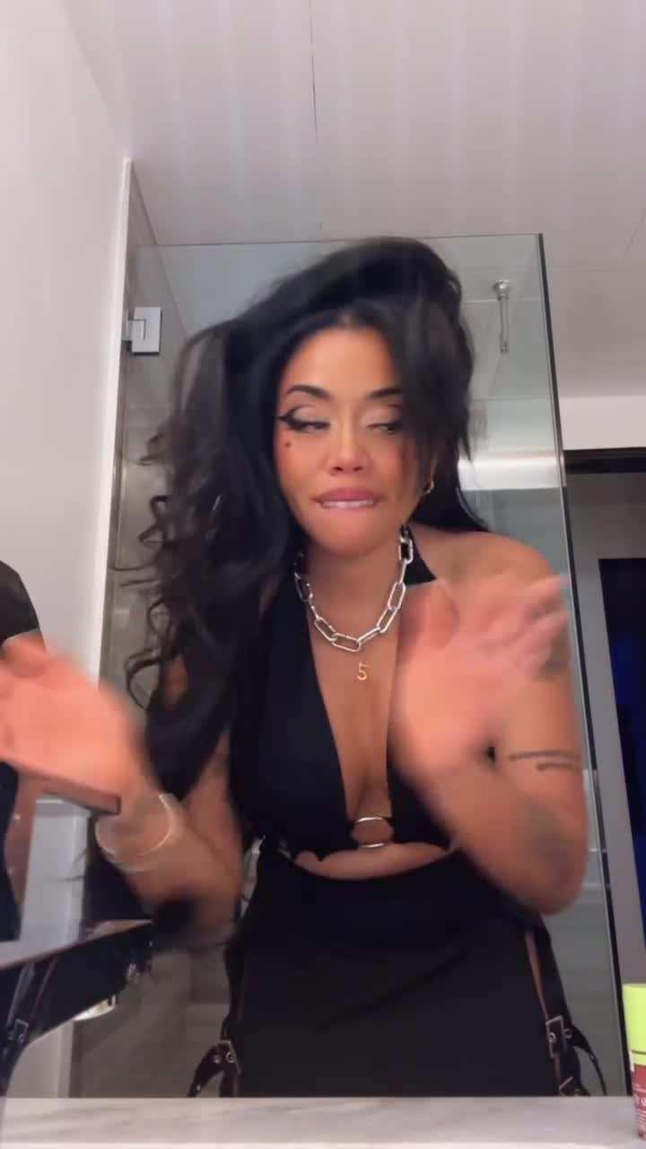Video 1046426 from Ericka Bozeman aka BigBossBoze