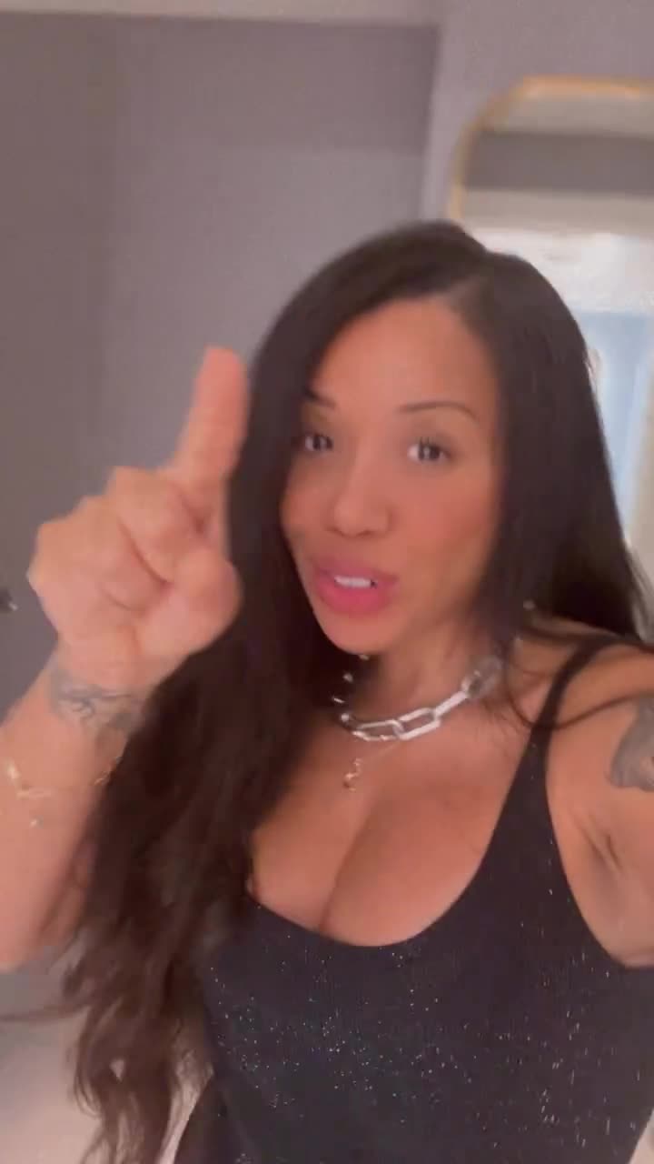 Video 1046434 from Ericka Bozeman aka BigBossBoze