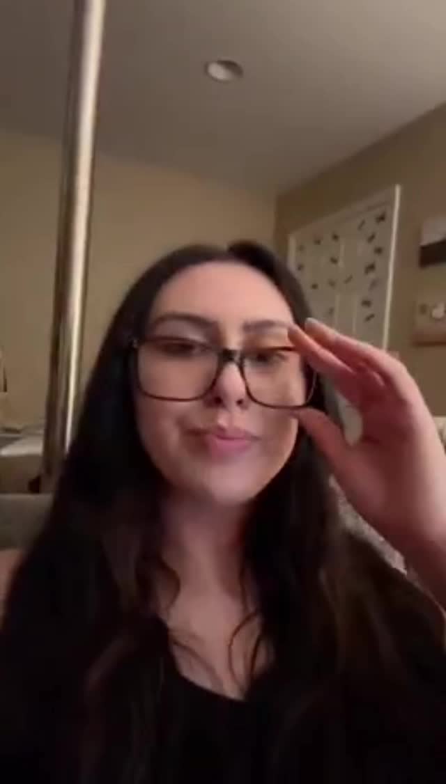 Video 1046497 from Angelina Lati