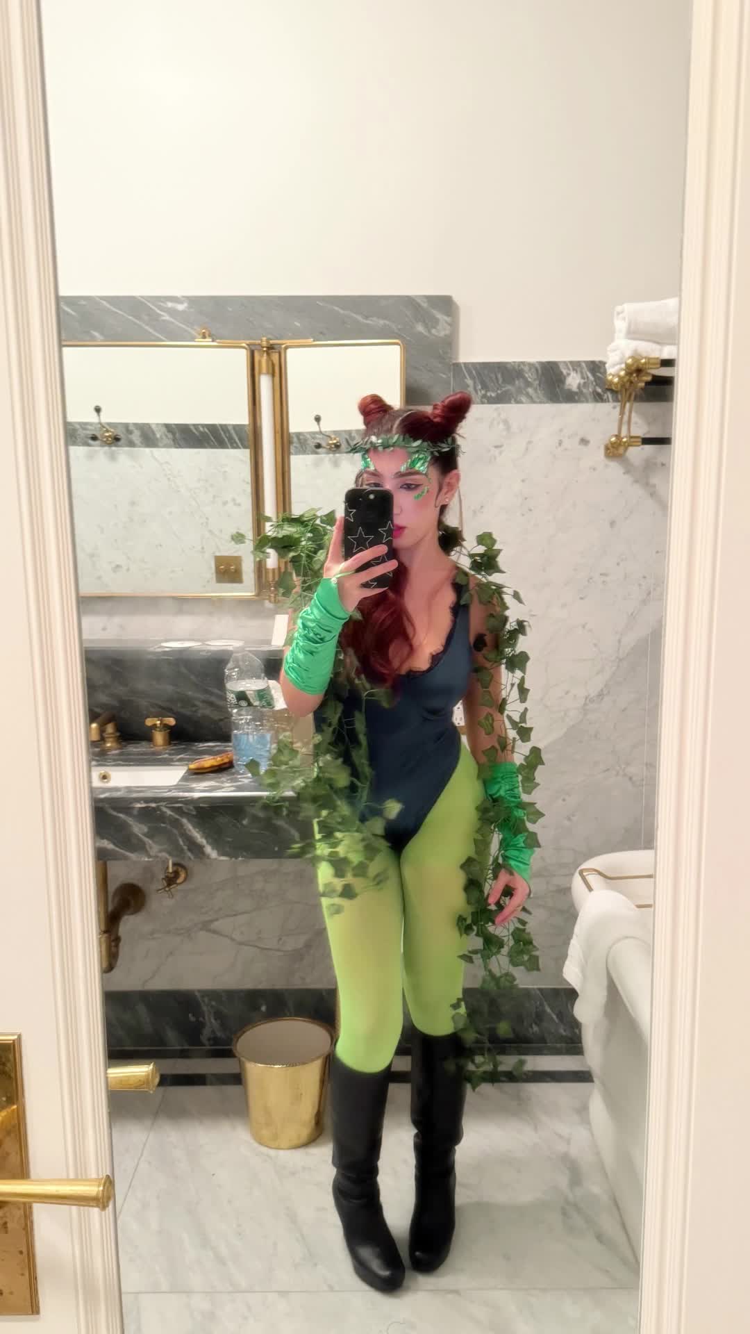 Video 1046698 from Dominique Arrona