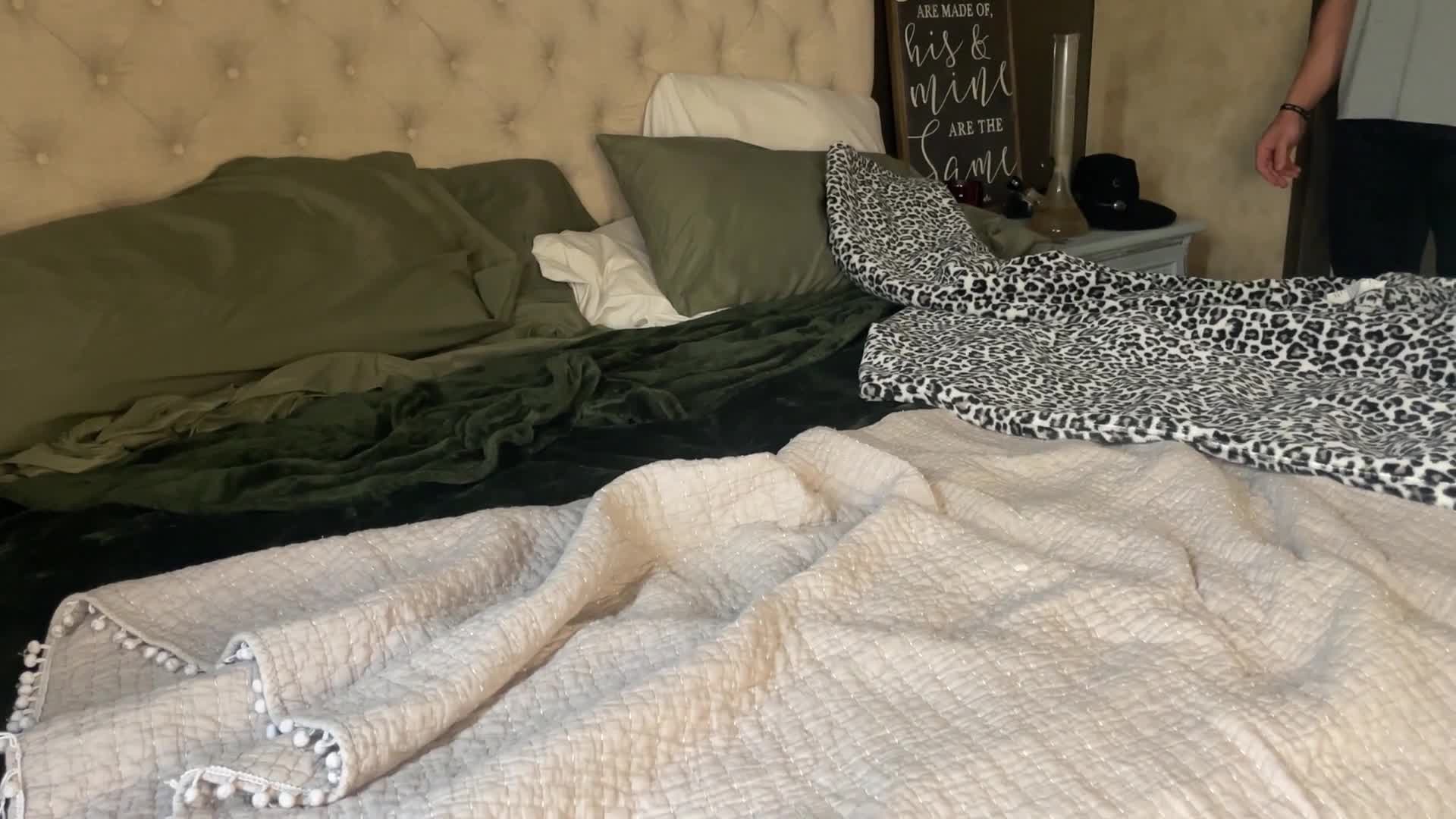 Video 1047122 from txsnacks