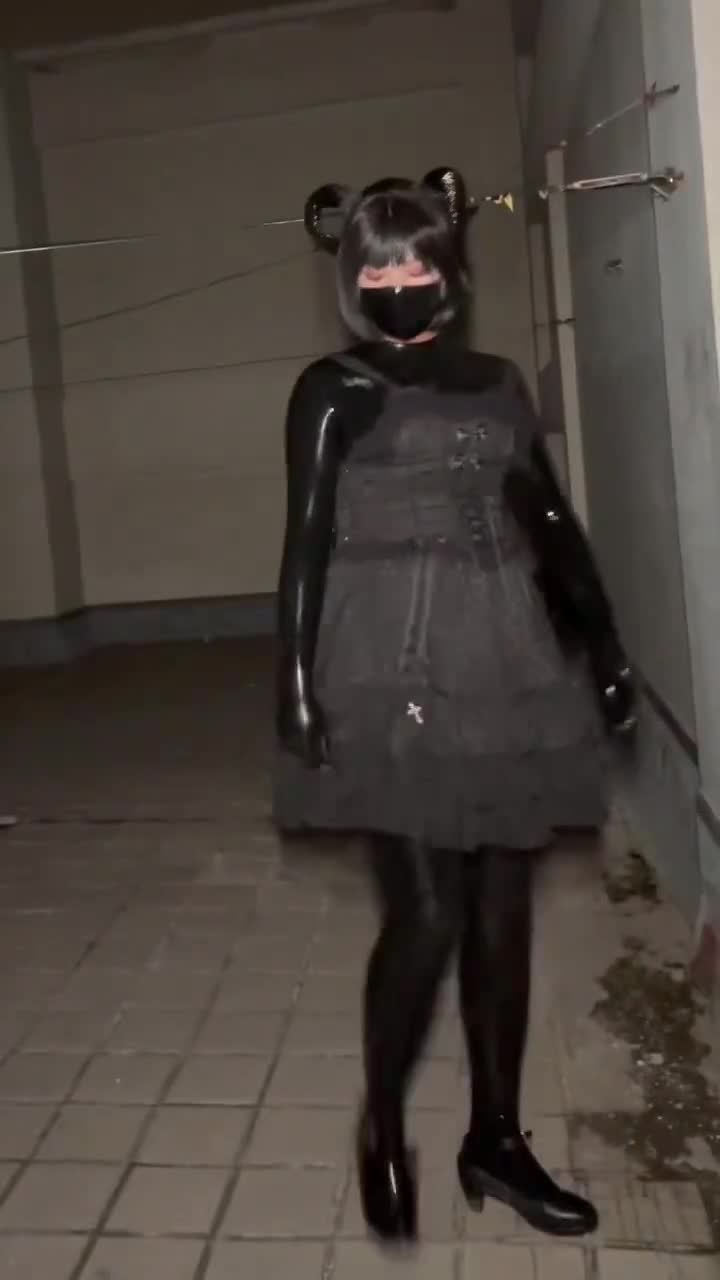 Video 1047728 from QingNingJiang | maomijiang