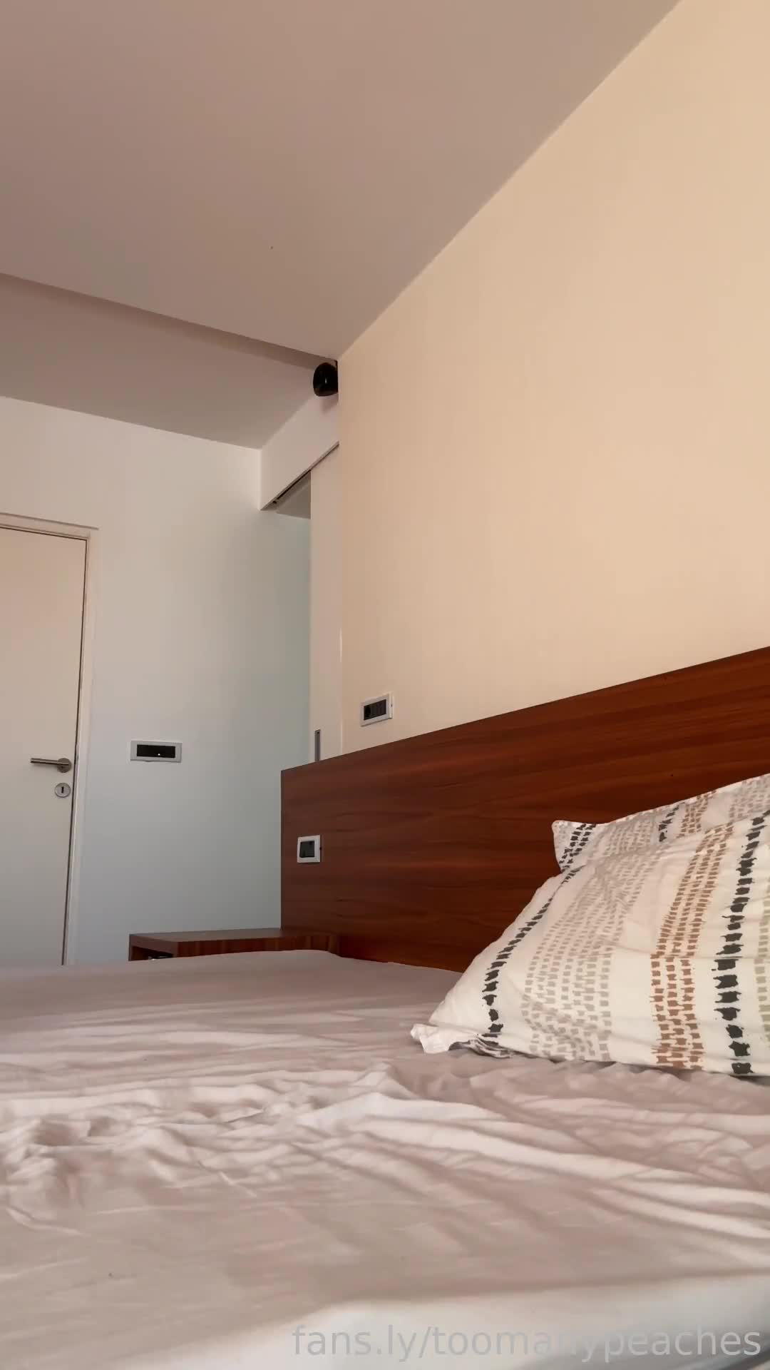 Video 1050256 from TooManyPeachess