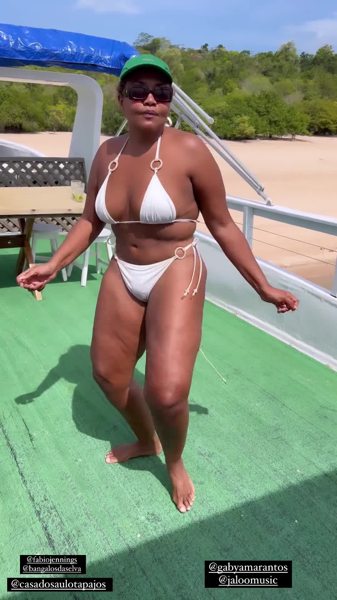 Video 1050388 from Gaby Amarantos