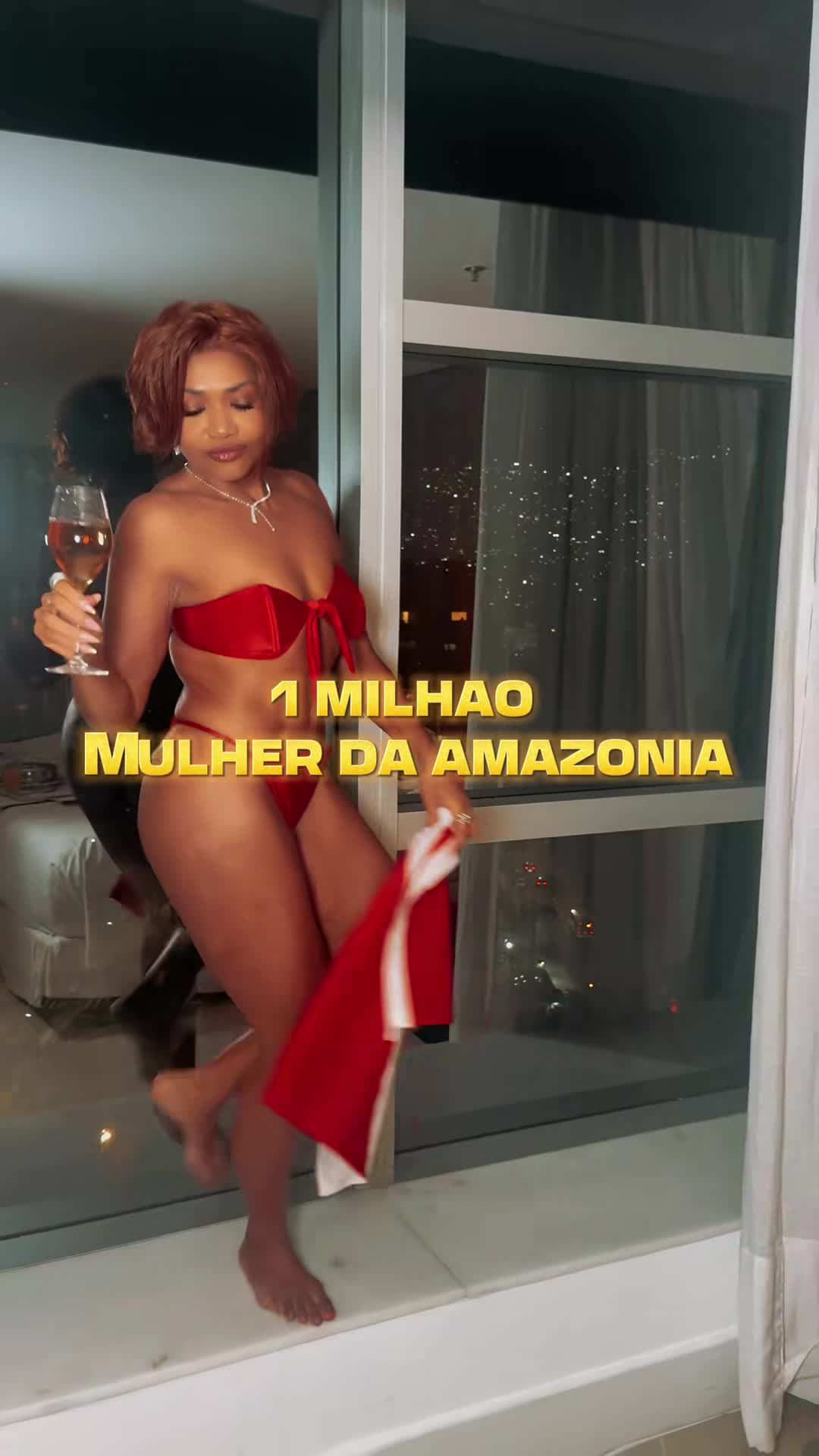 Video 1050391 from Gaby Amarantos