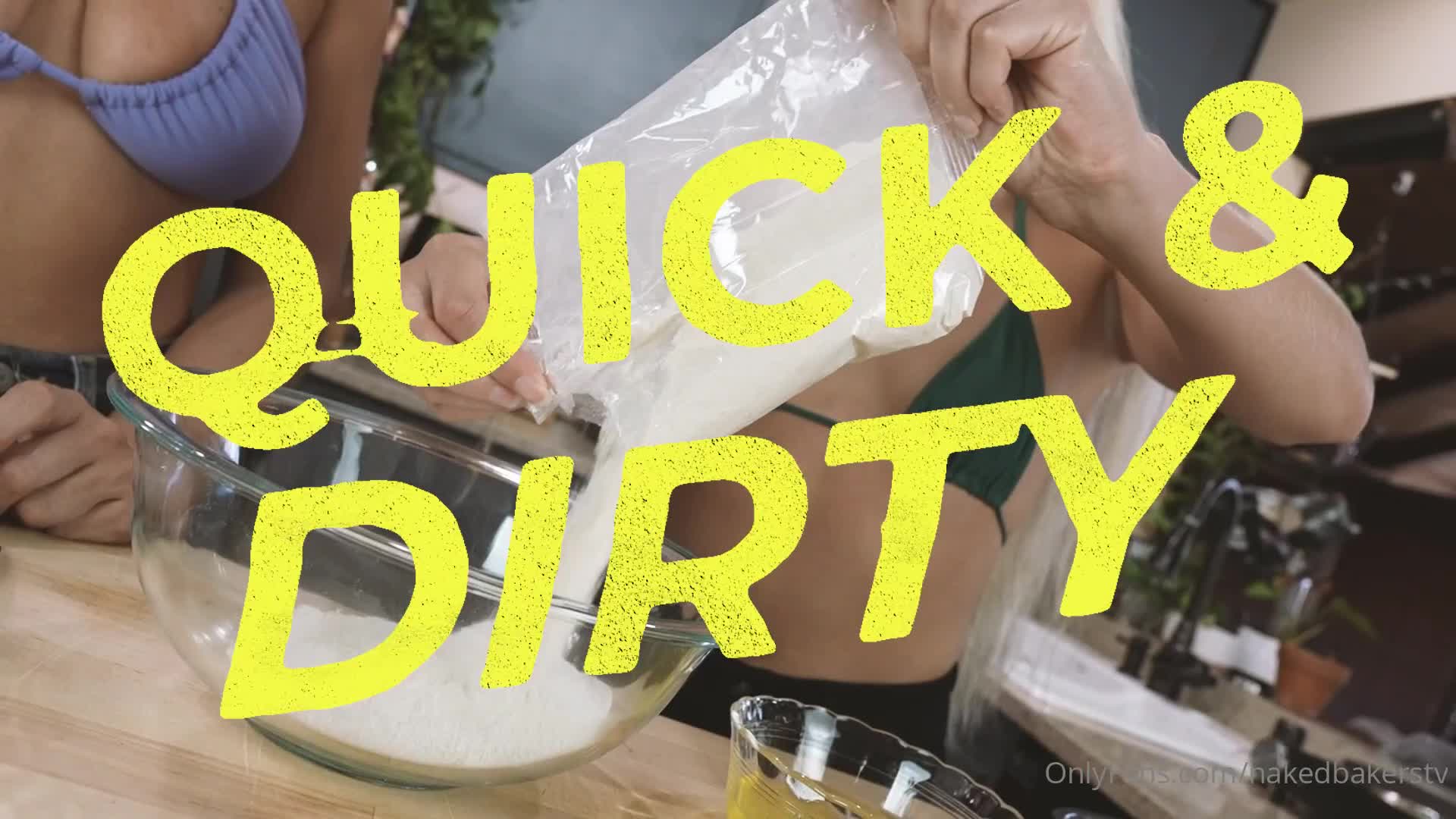 Video 1051676 from Naked Bakers