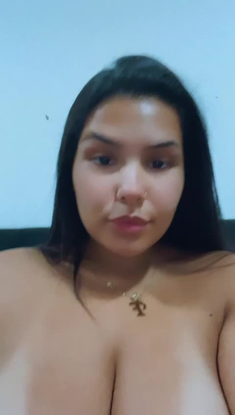 Video 1053178 from Fernanda Silveira | Sorrisinho