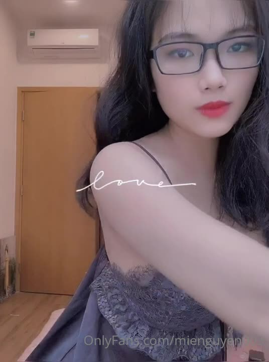 Video 1053283 from mie.ngn3 | mienguyen003