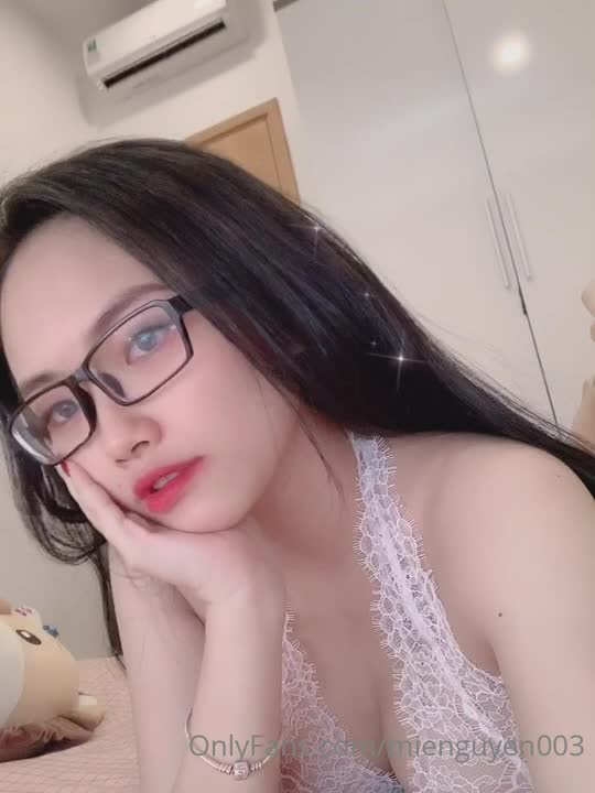 Video 1053295 from mie.ngn3 | mienguyen003