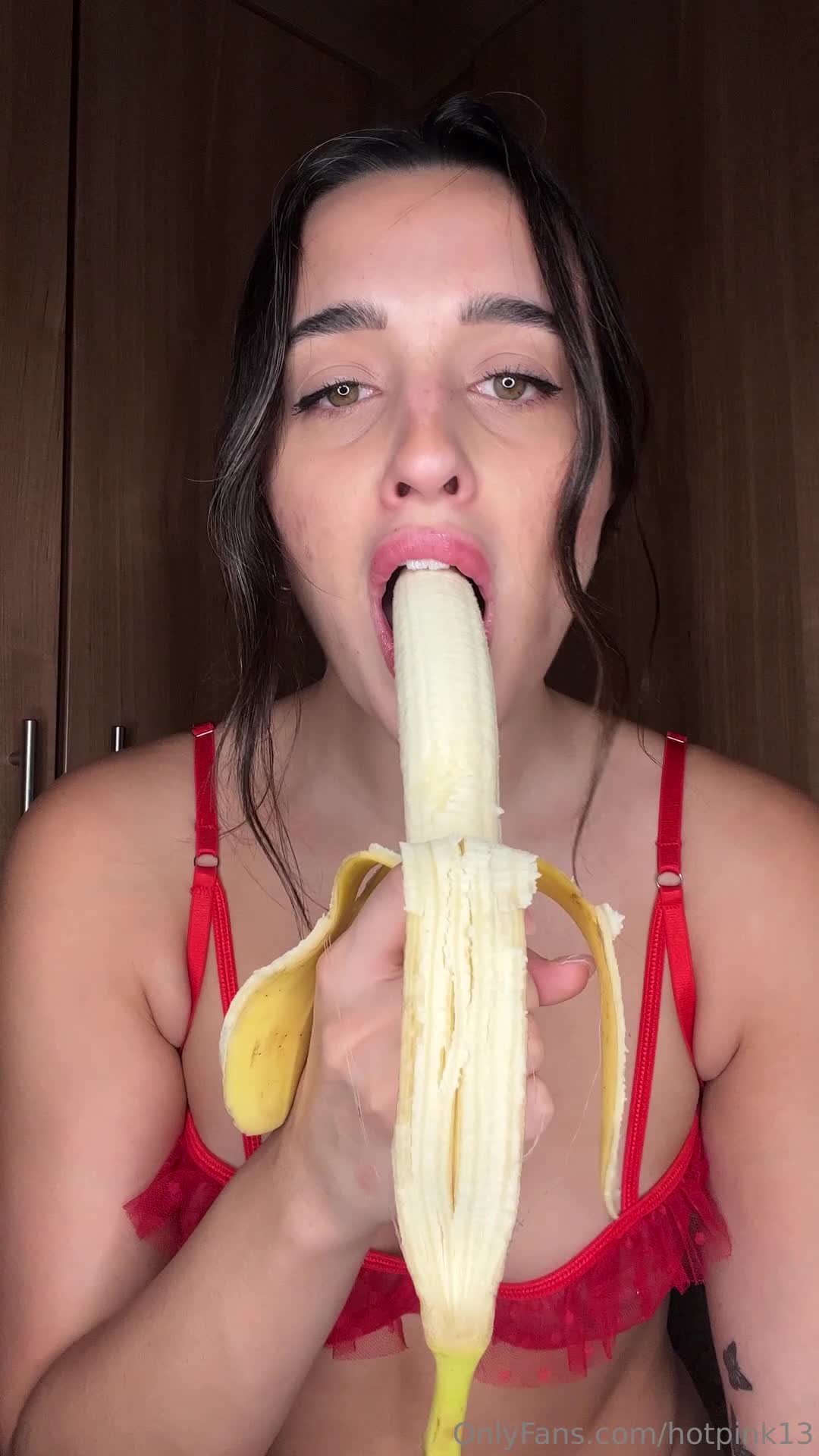 Video 1053376 from Ari/ fairyaire