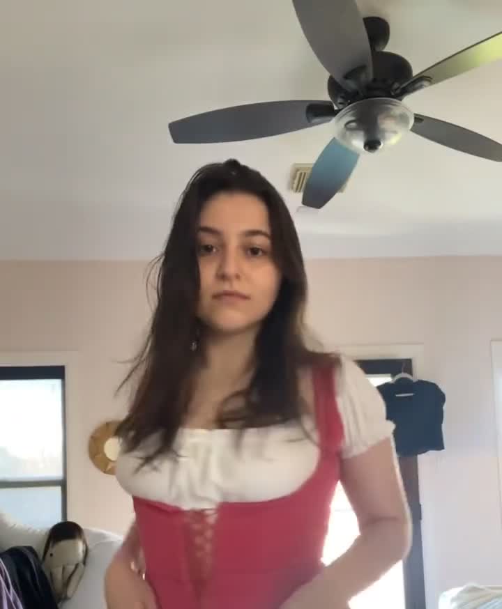 Video 1053410 from Girth Brooks - HOWDYBlTCH