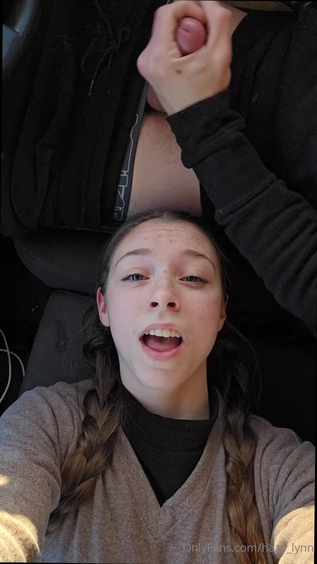 Video 1054663 from Haze_Lynn (FlipMineArseMom)