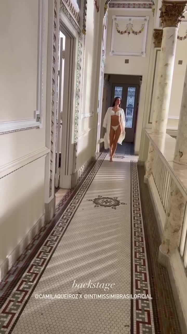 Video 1055995 from Camila Queiroz