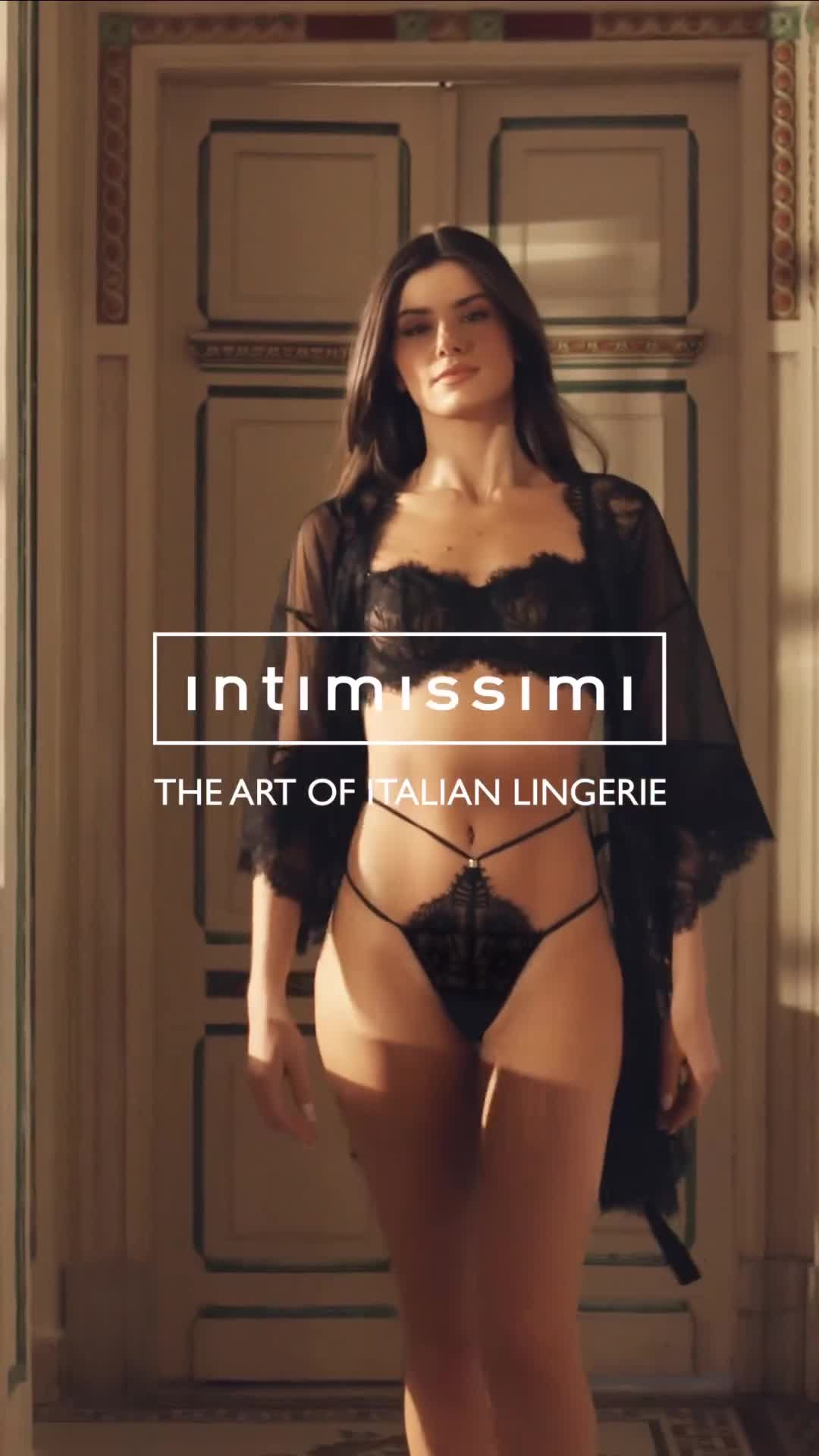 Video 1056003 from Camila Queiroz