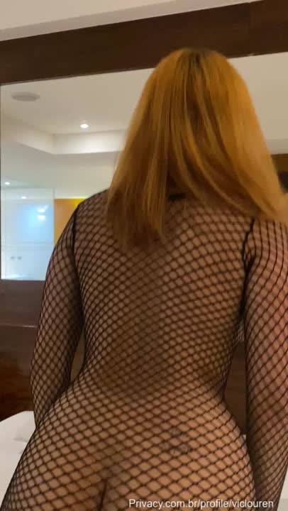 Video 1056153 from Vic_louren | Victória Louren