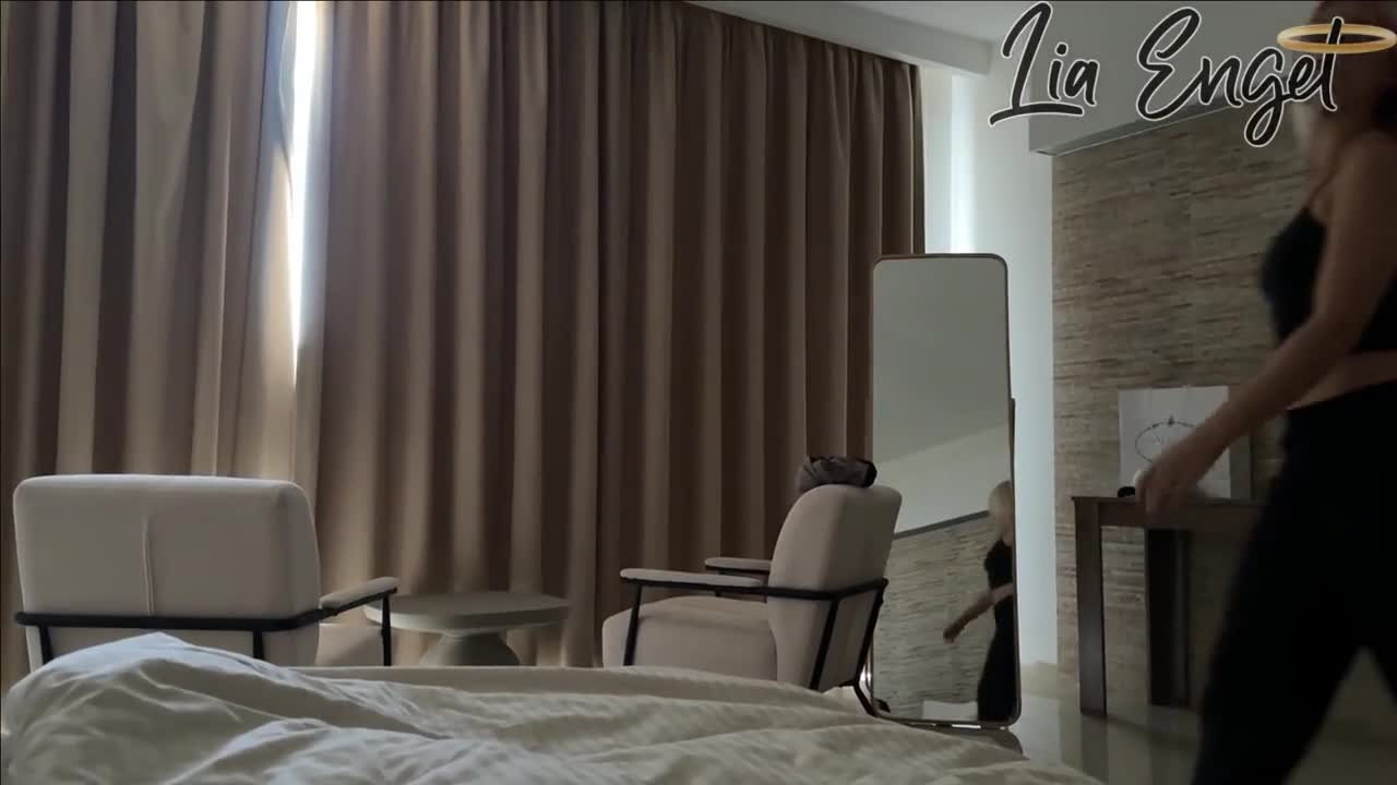 Video 1119852 from Lia Engel