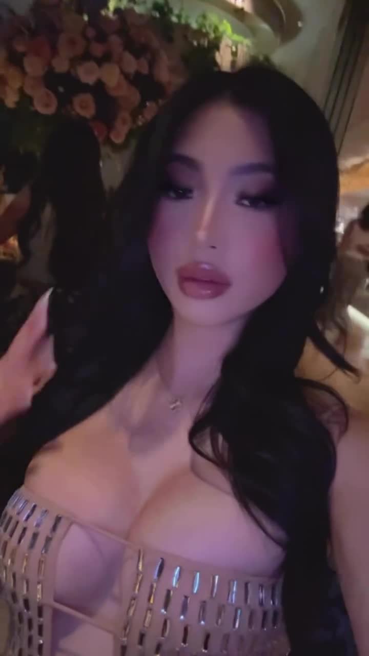 Video 1123406 from Karenliao