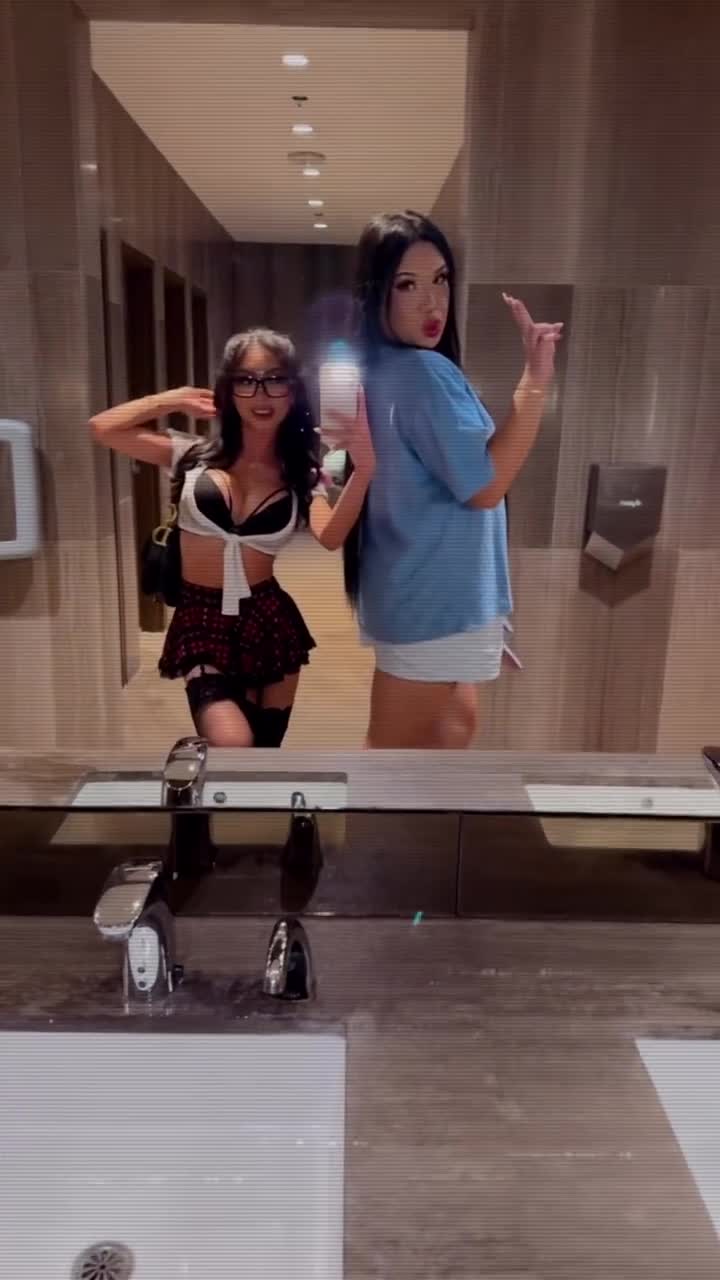 Video 1123426 from Karenliao