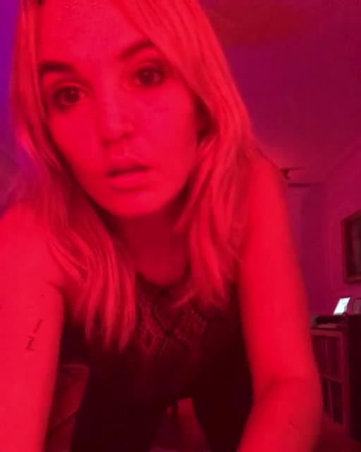 Video 1125281 from Chloe Fineman