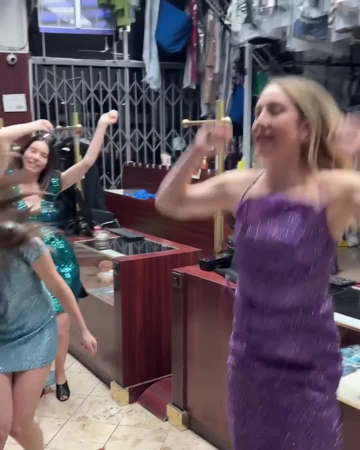 Video 1125408 from Haim Sisters