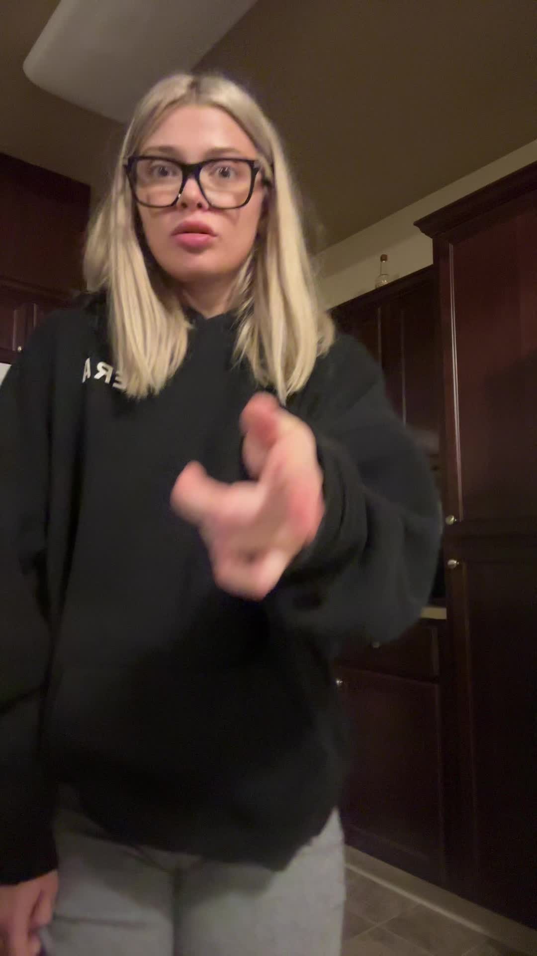 Video 1127601 from lola visage / lvvisage
