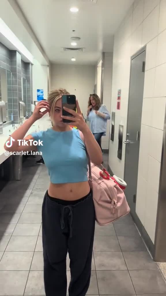 Video 1127934 from Scarlet Aviram