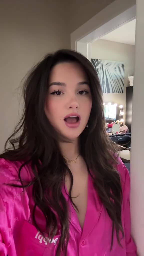 Video 1128582 from Jules LeBlanc/Annie LeBlanc