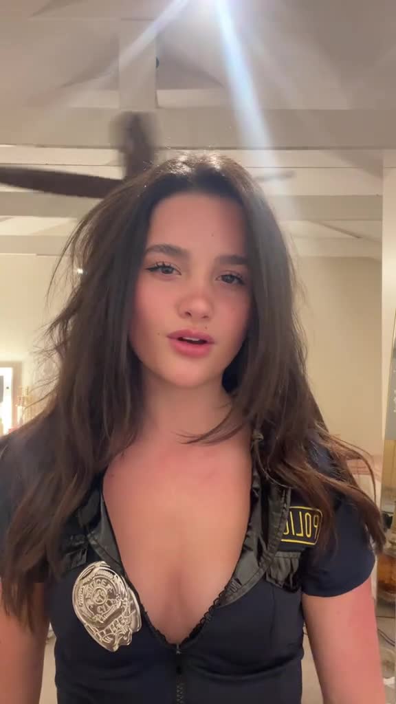 Video 1128617 from Jules LeBlanc/Annie LeBlanc