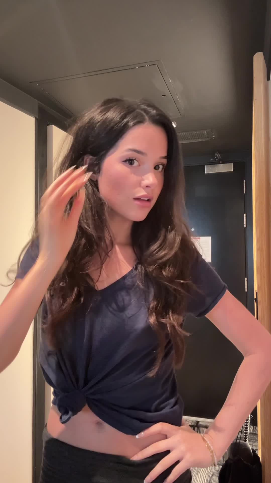 Video 1128618 from Jules LeBlanc/Annie LeBlanc