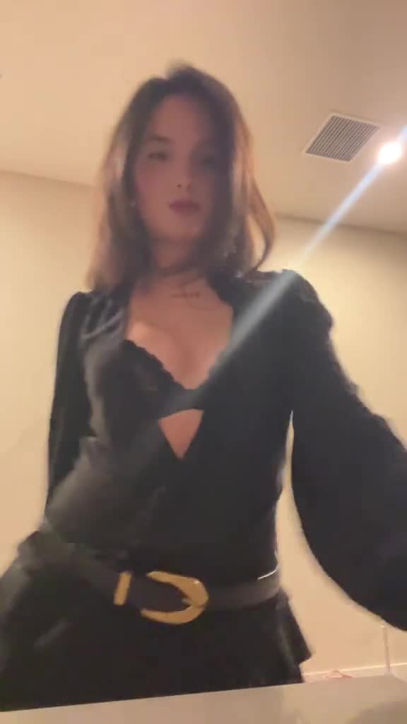 Video 1128633 from Jules LeBlanc/Annie LeBlanc
