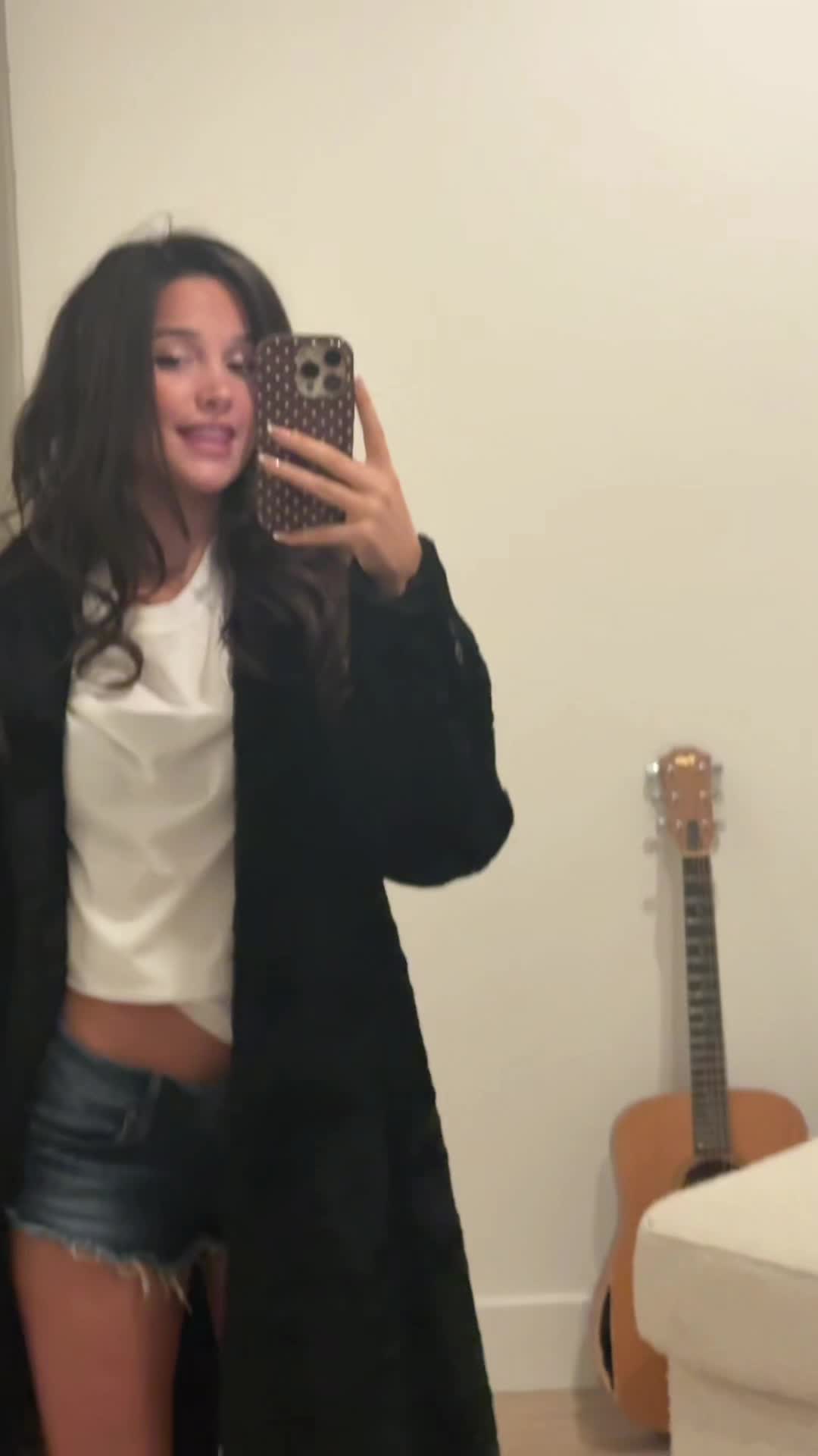 Video 1128642 from Jules LeBlanc/Annie LeBlanc