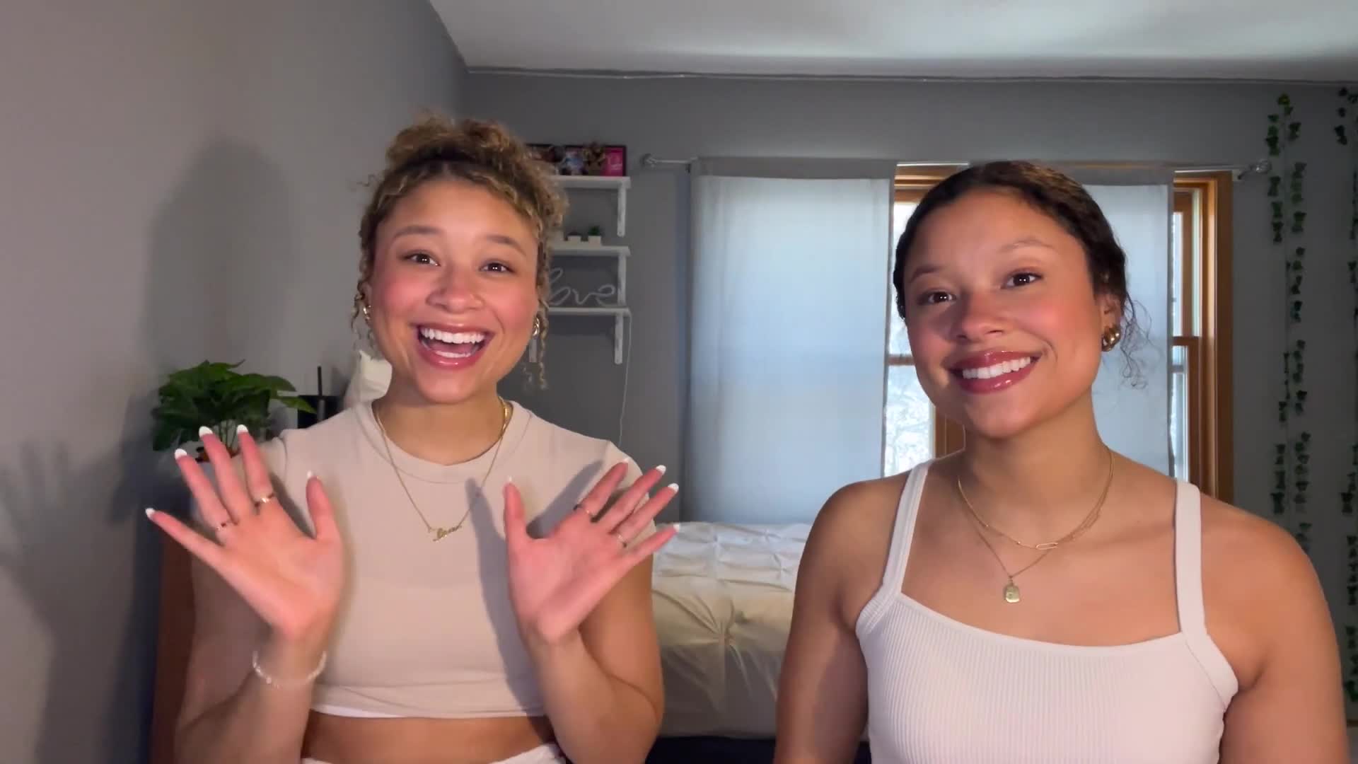 Video 1130525 from The Learmann Twins | Ana and Lexie Learmann