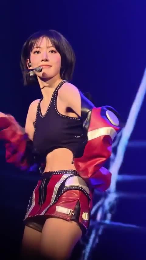Video 1132678 from Sakura Miyawaki 宮脇 咲良 | LESSERAFIM