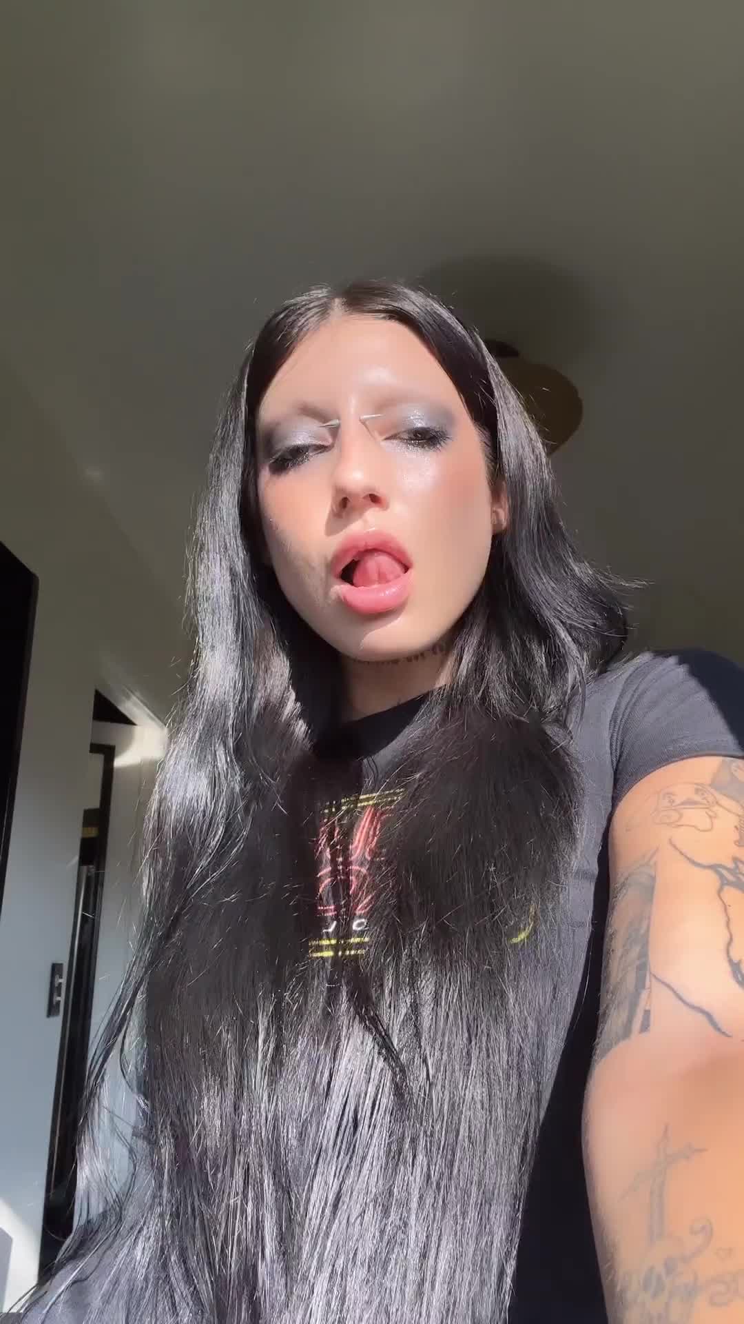 Video 1132686 from DeathbyRomy