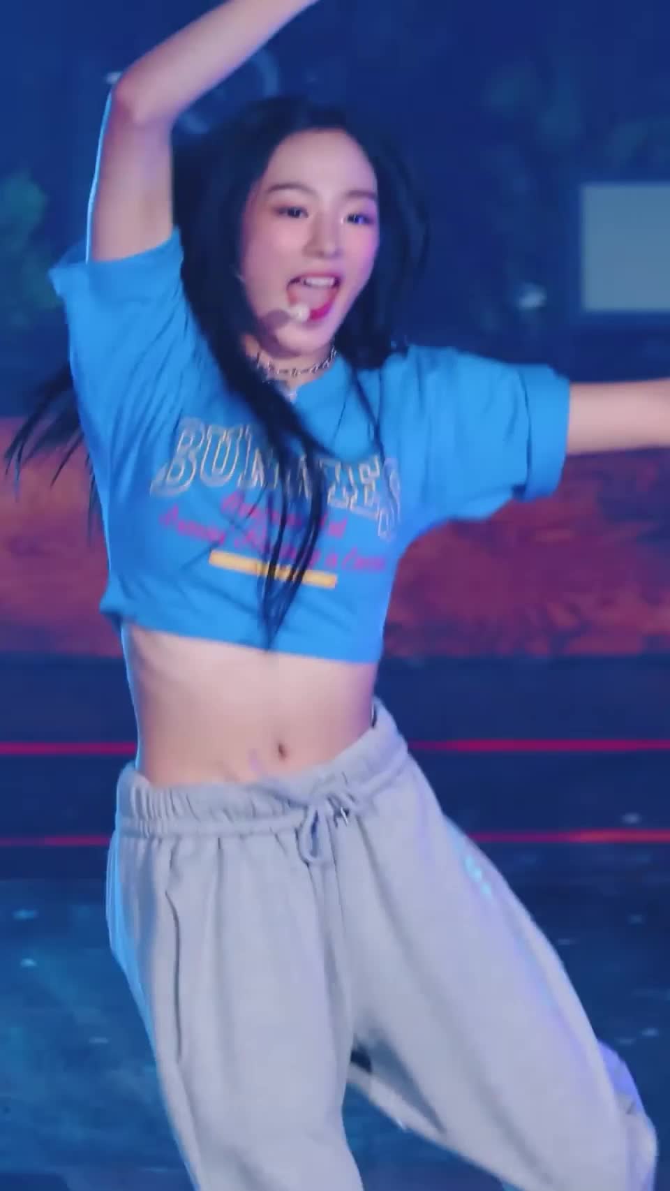 Video 1132841 from Minji (NewJeans)