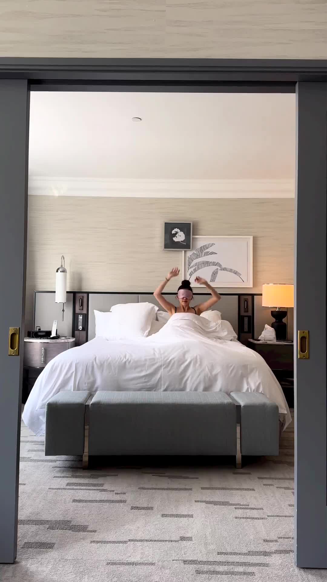 Video 1133309 from NoHaileeNo