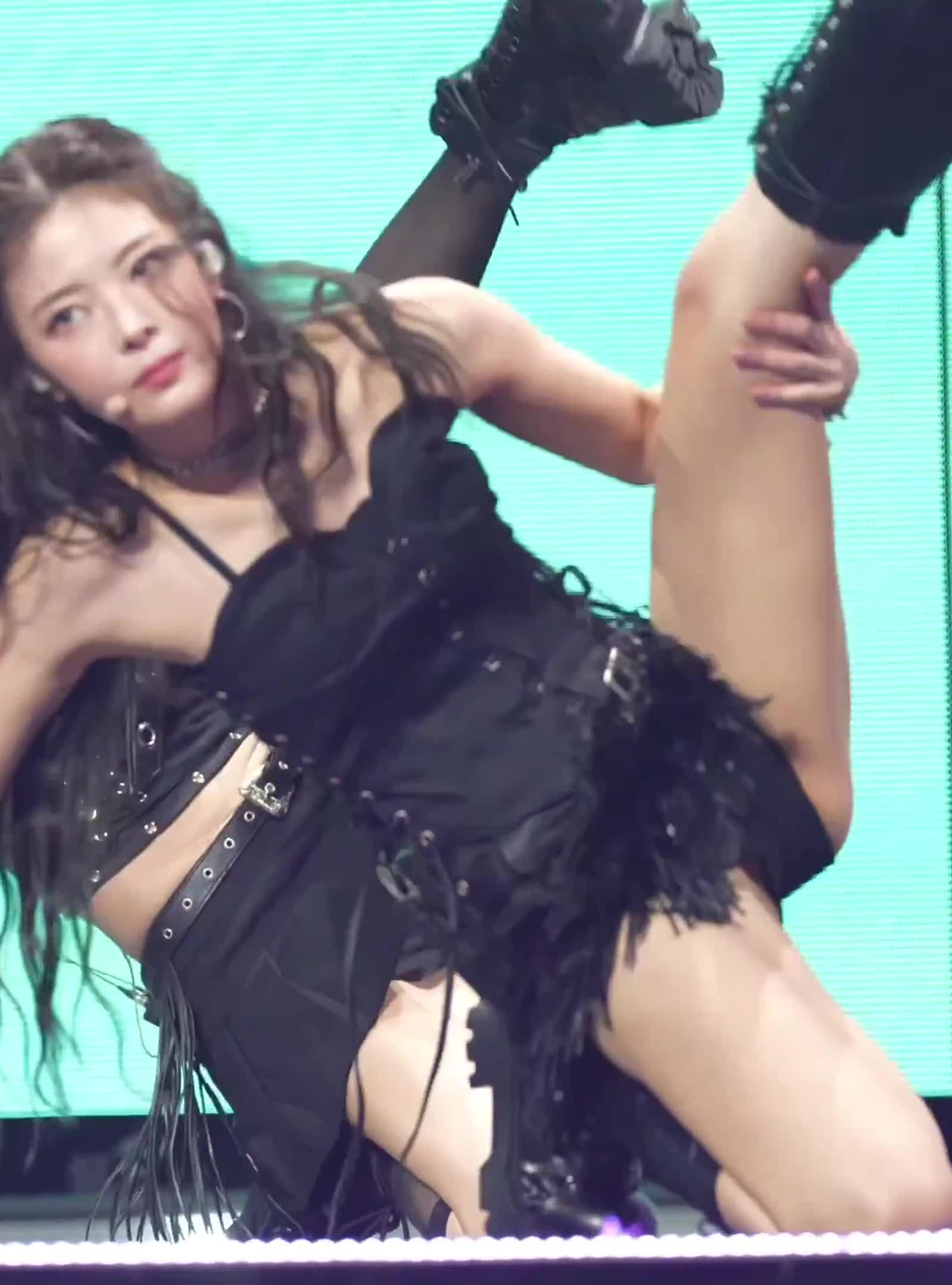 Video 1133570 from Lia - ITZY (최지수, Choi Ji-su)