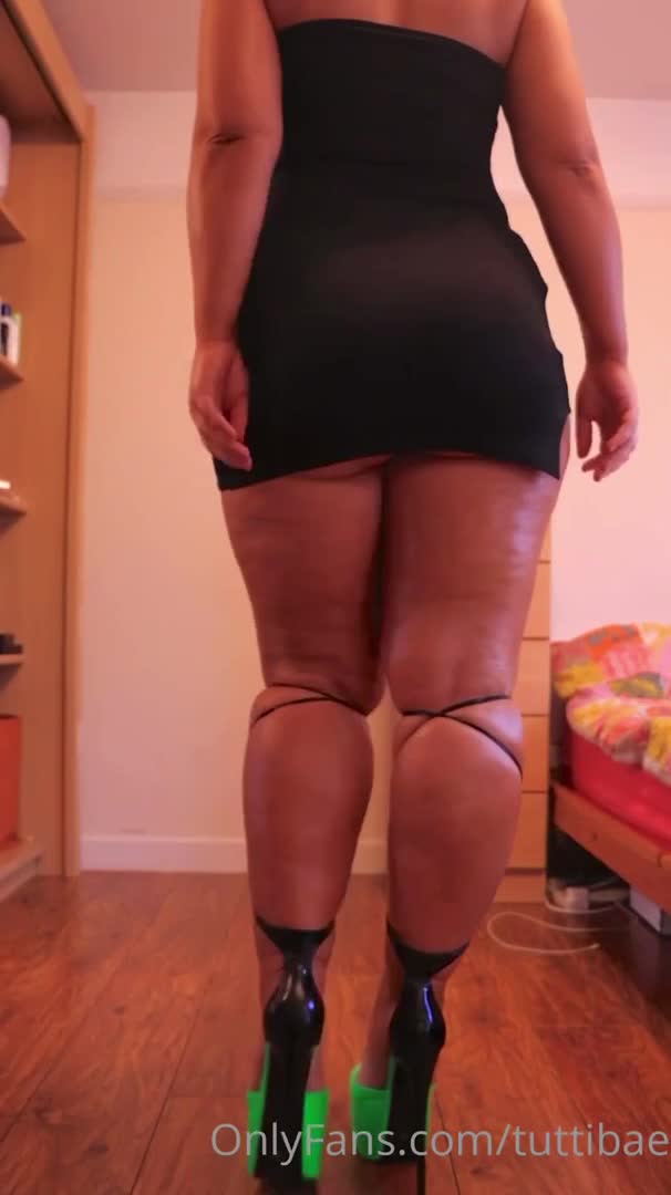 Video 1133766 from Tuttithebooty/Clappingqueen