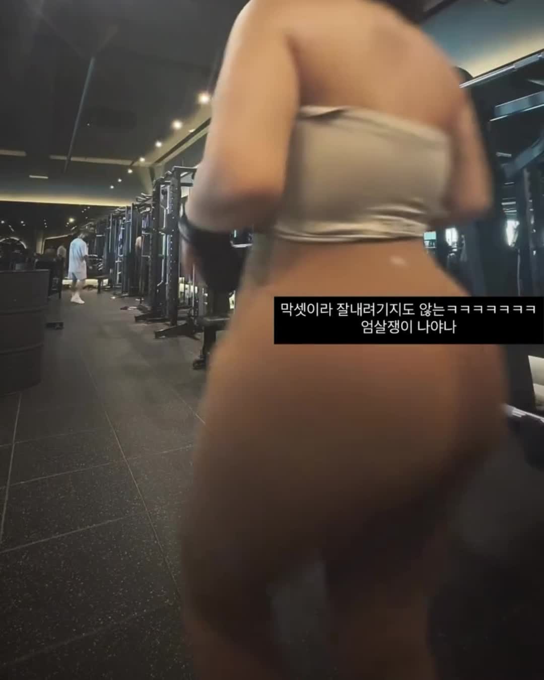 Video 1135164 from Moon Seo-byul (문서별)