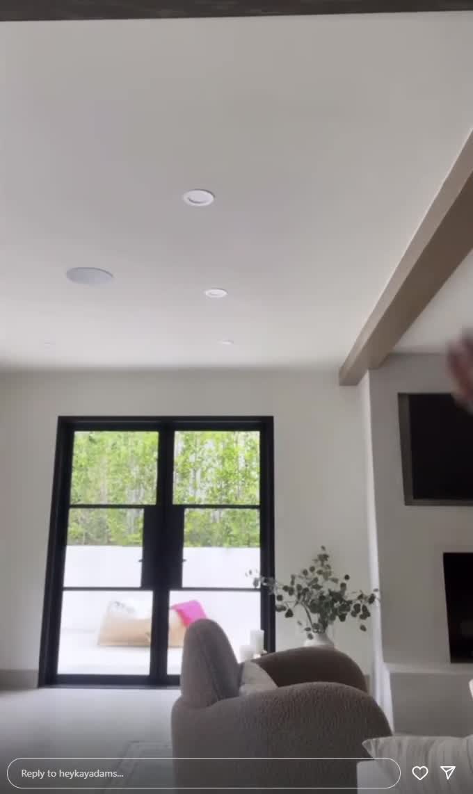 Video 1135232 from Kay Adams