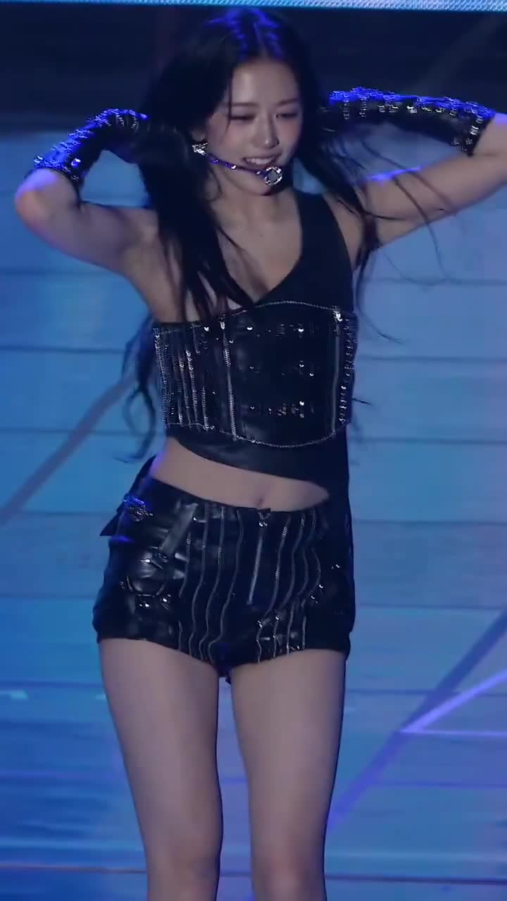 Video 1135435 from An Yujin 안유진 | YUJIN