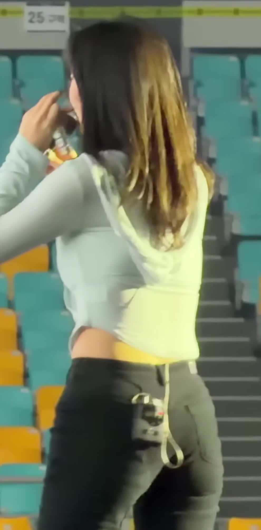 Video 1135443 from An Yujin 안유진 | YUJIN