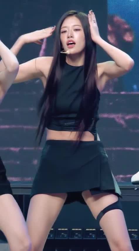 Video 1135467 from An Yujin 안유진 | YUJIN