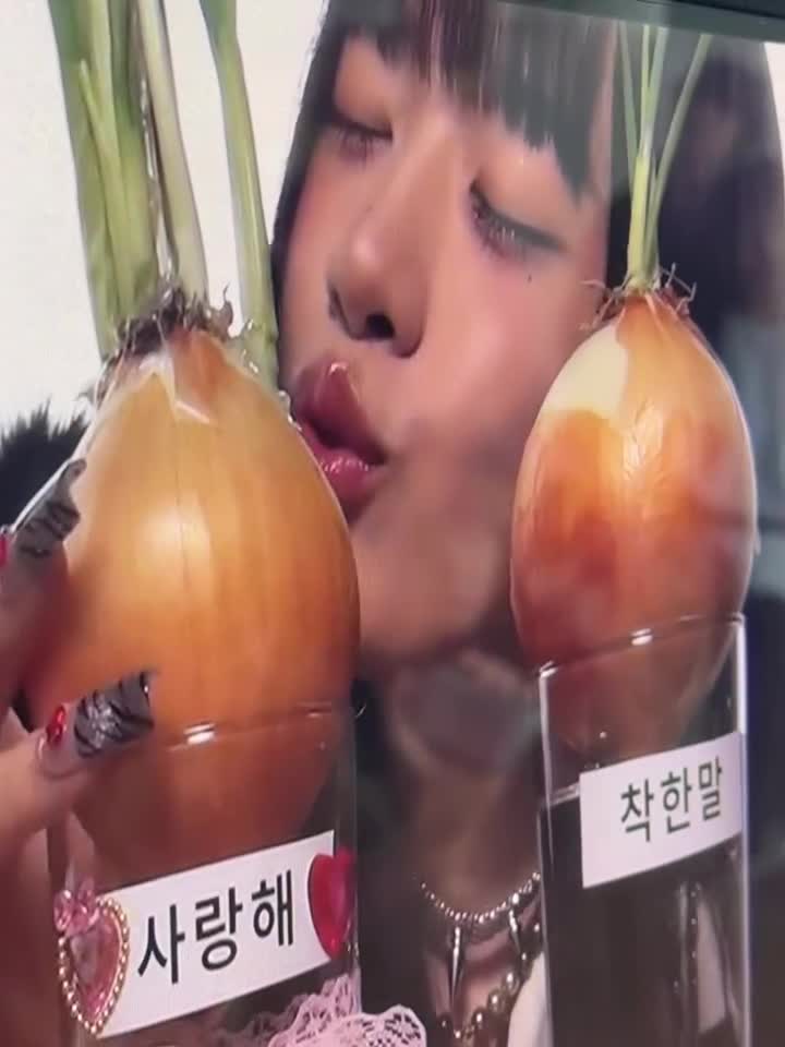 Video 1135472 from An Yujin 안유진 | YUJIN