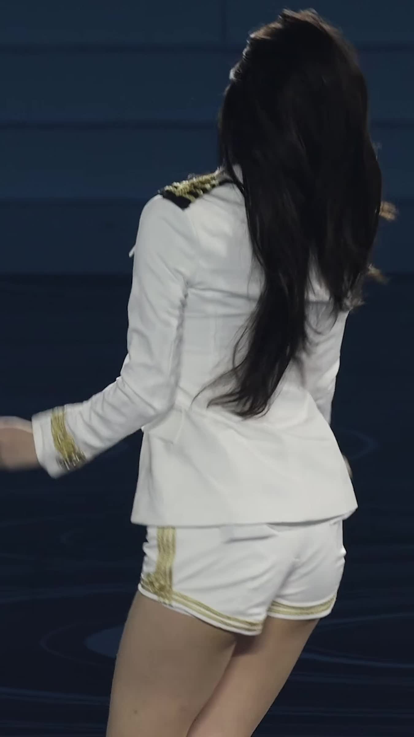 Video 1135497 from An Yujin 안유진 | YUJIN