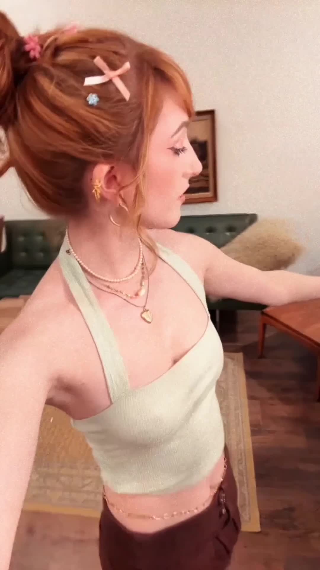 Video 1135869 from docilemoth