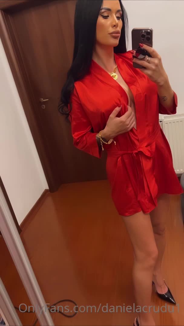 Video 1135861 from Daniela Crudu aka danielacrudu aka @danielacrudu1